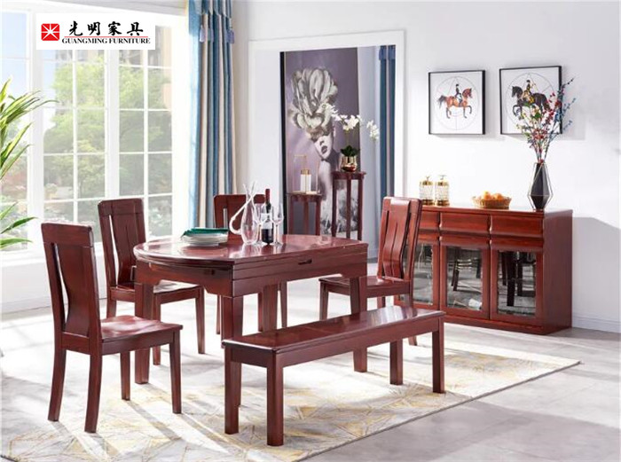 你距離一套優(yōu)質(zhì)實(shí)木餐桌椅有多遠(yuǎn)